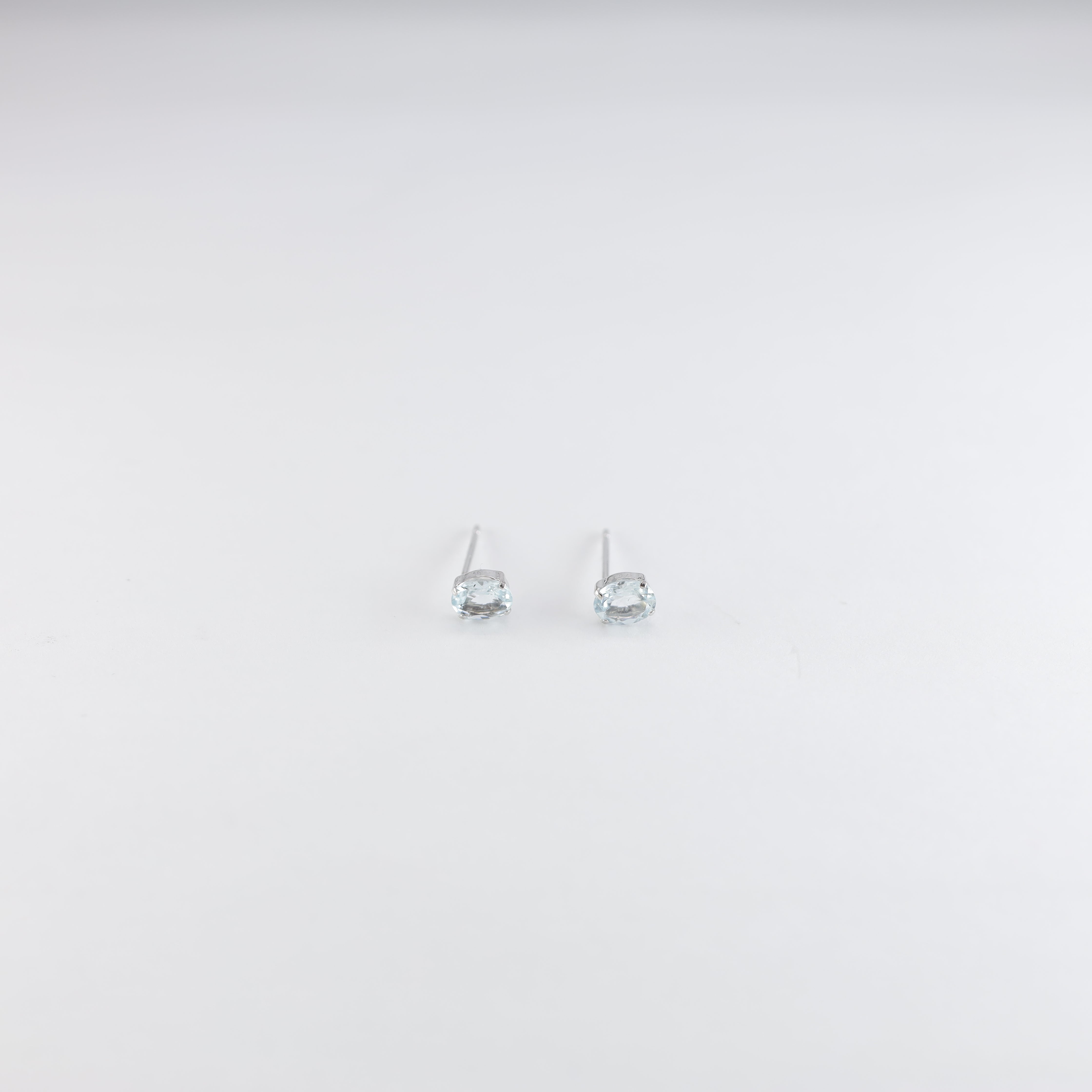 Petite 18K White Gold Aquamarine Solitaire Stud Earrings