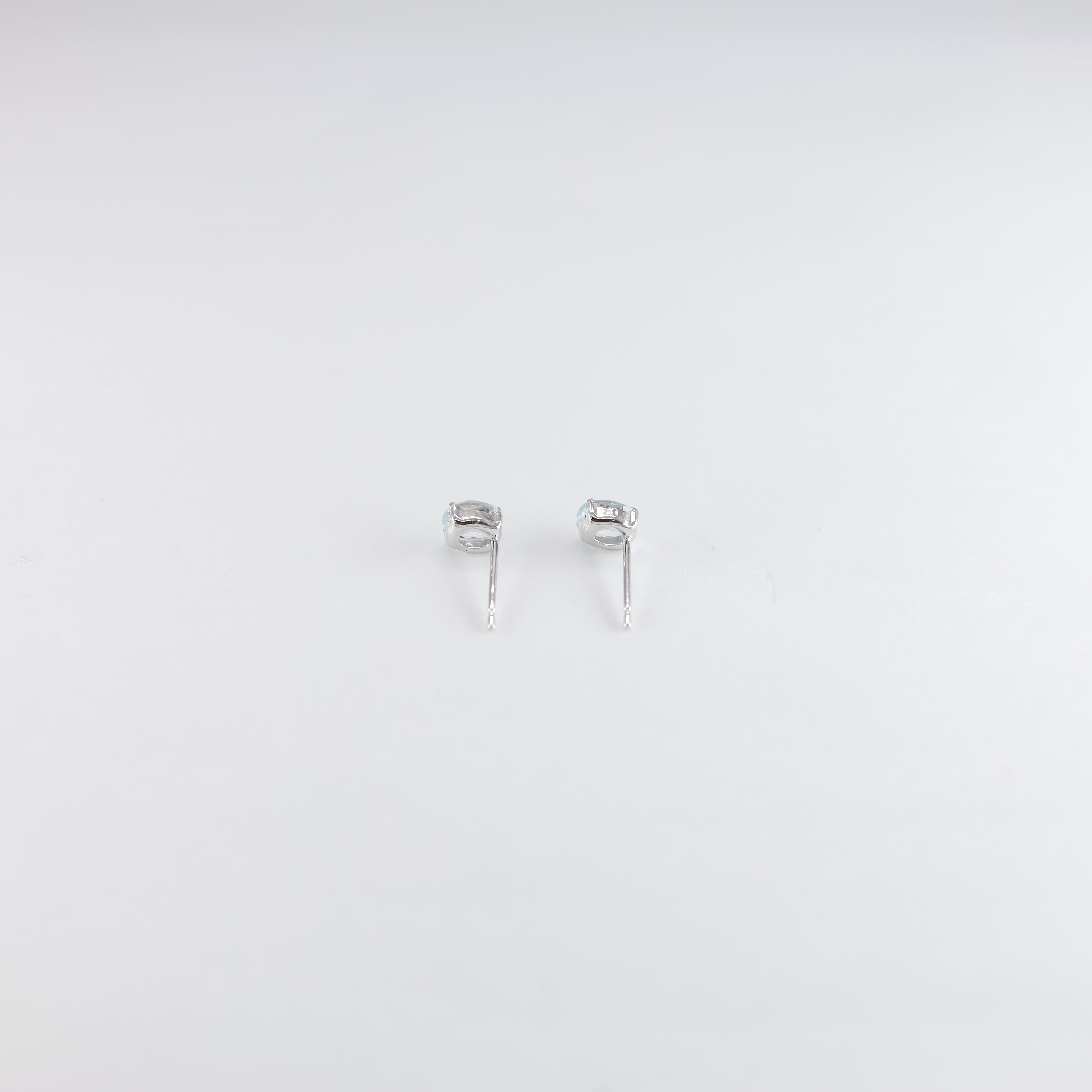 Petite 18K White Gold Aquamarine Solitaire Stud Earrings