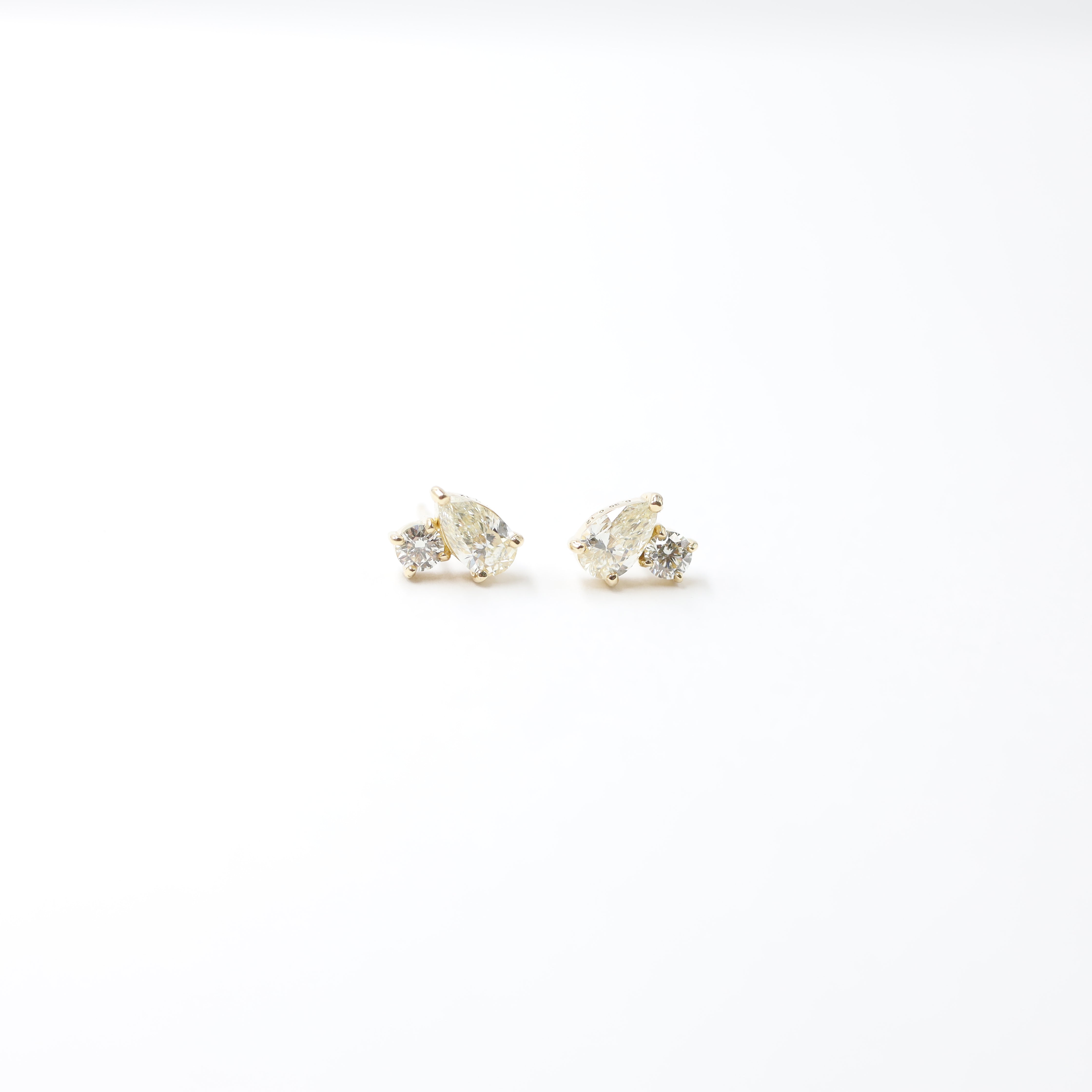 18K Gold Pear and Round Diamond Cluster Stud Earrings (1.00 ct)
