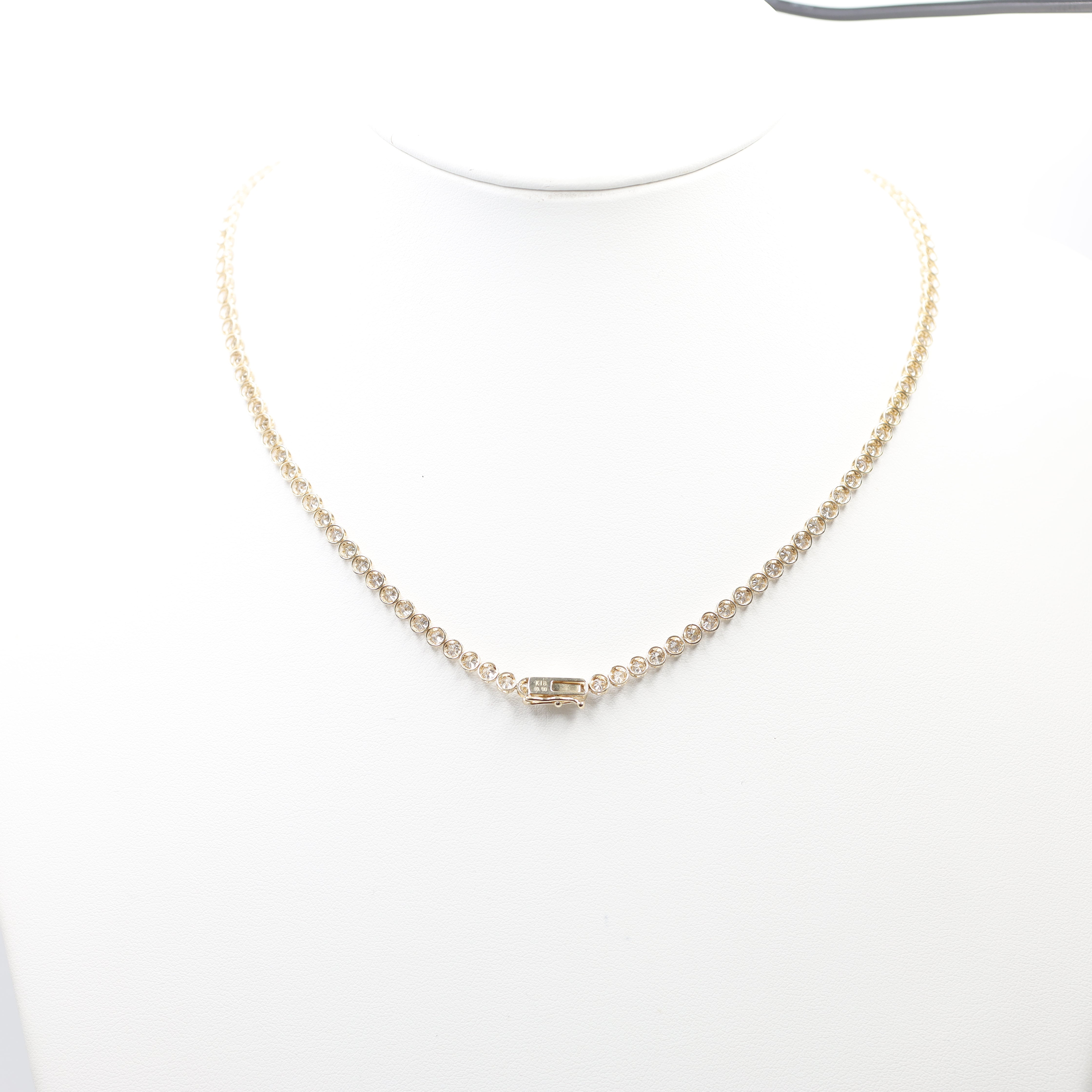 Classic 10.00 Carat Total Weight Diamond Tennis Necklace in 18K Yellow Gold