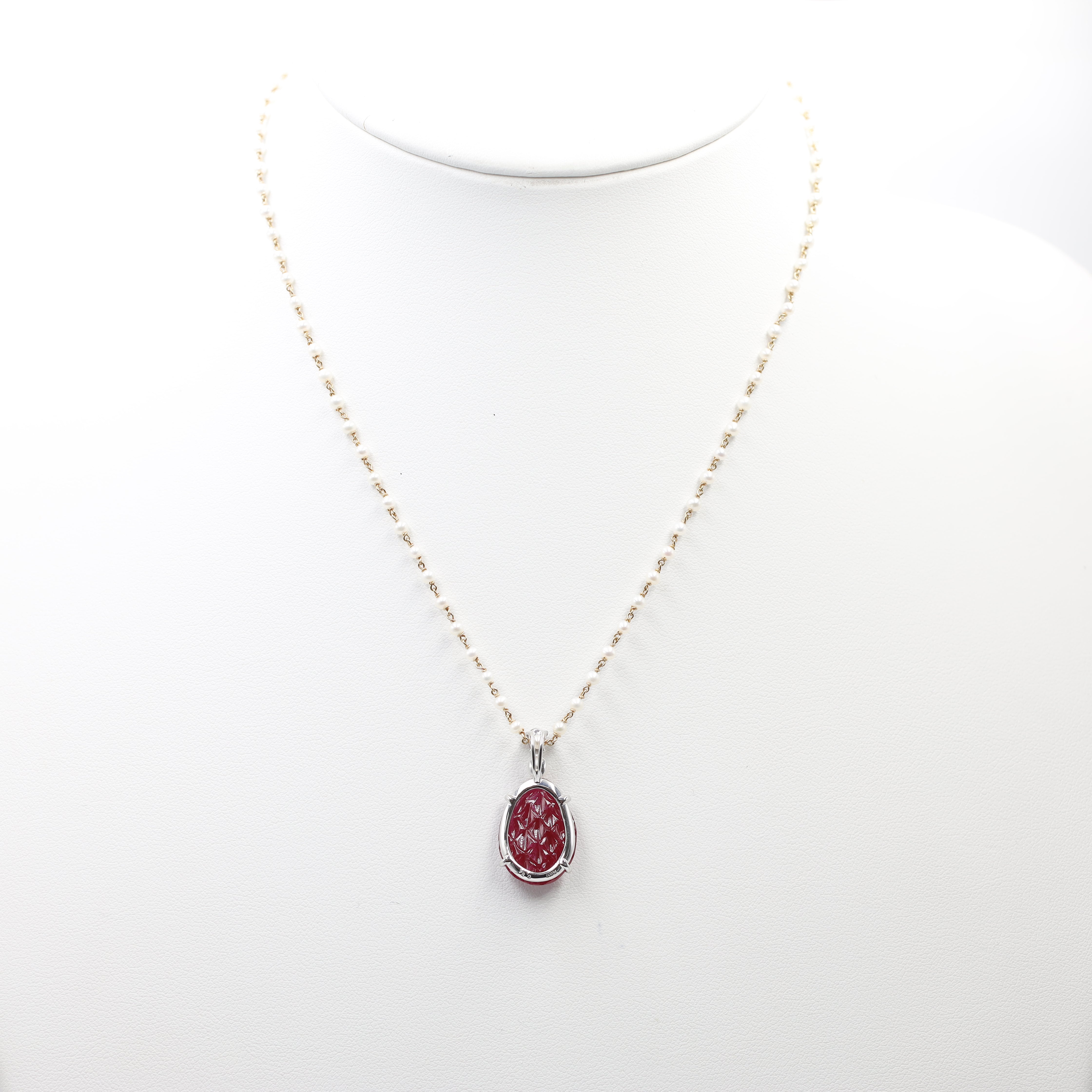 K18YG/PT900 Carved Ruby Pendant Necklace with Pearl Chain