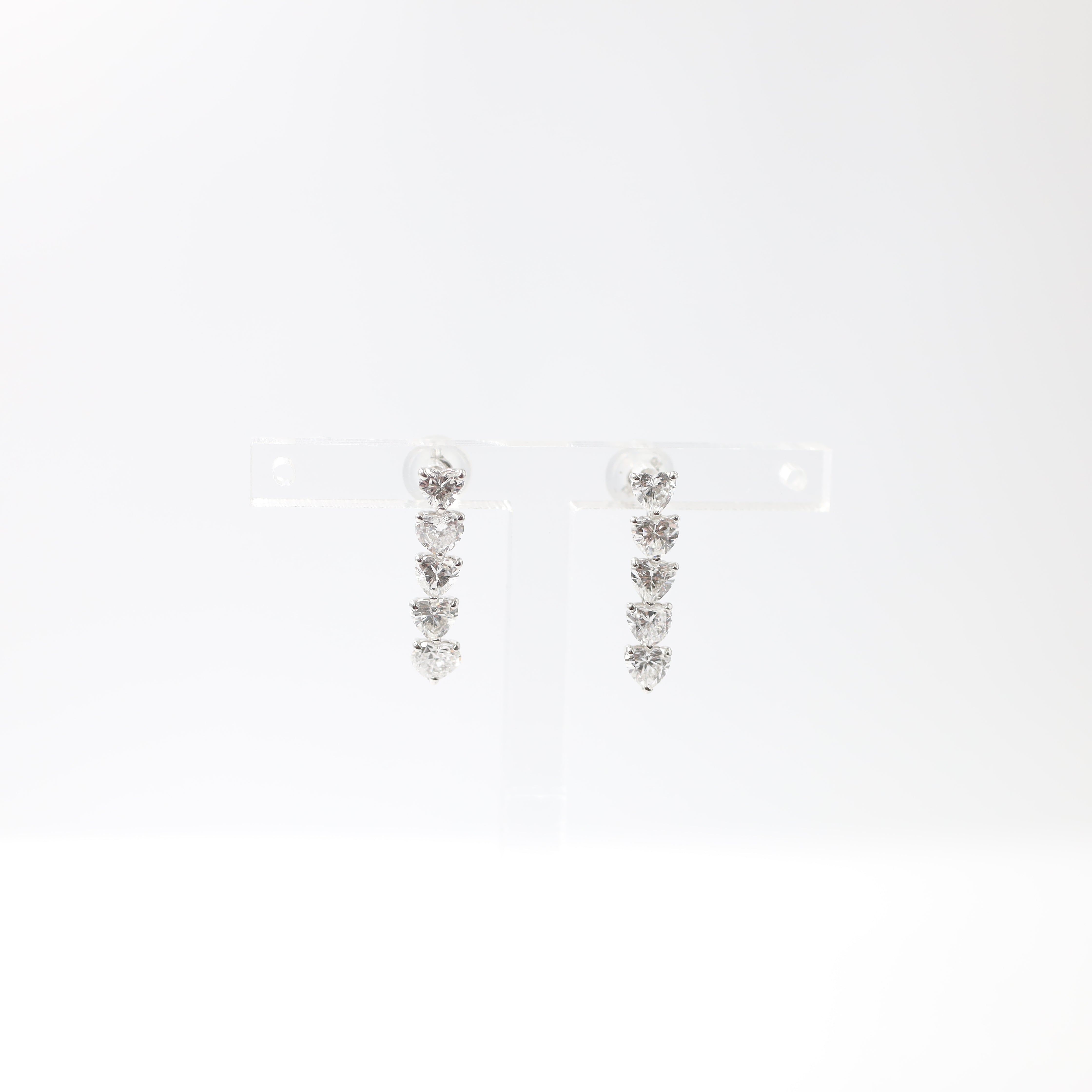 PT900 Platinum Heart-shape Diamond Dangle Earrings