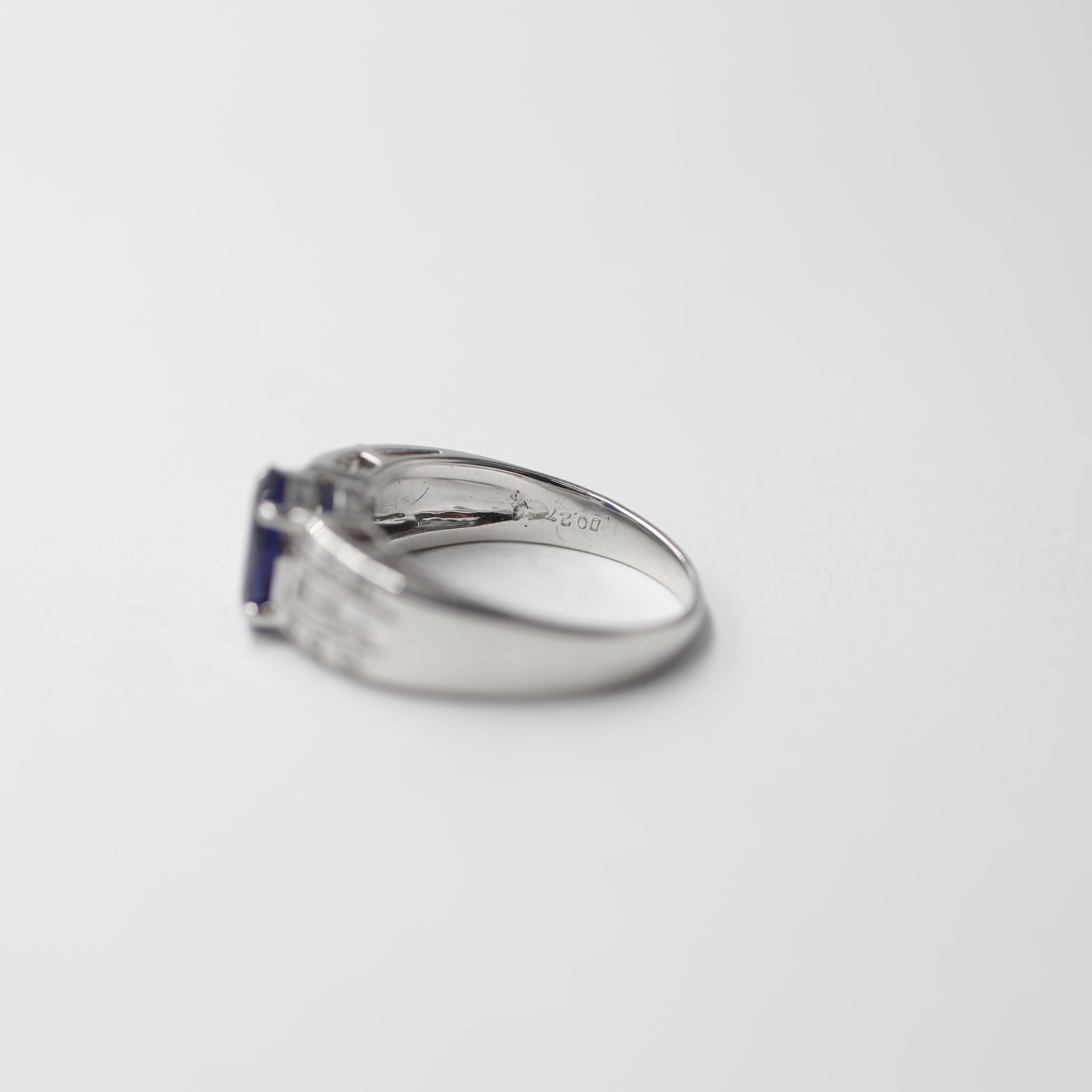 Classic Oval Sapphire and Diamond Engagement Ring in 18K